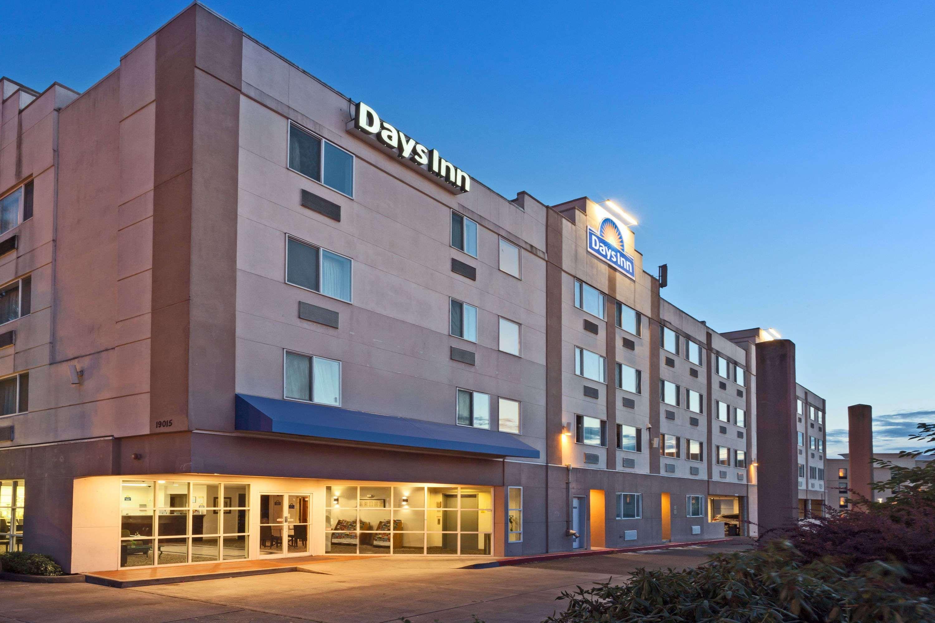 Days Inn By Wyndham Seatac Airport Esterno foto