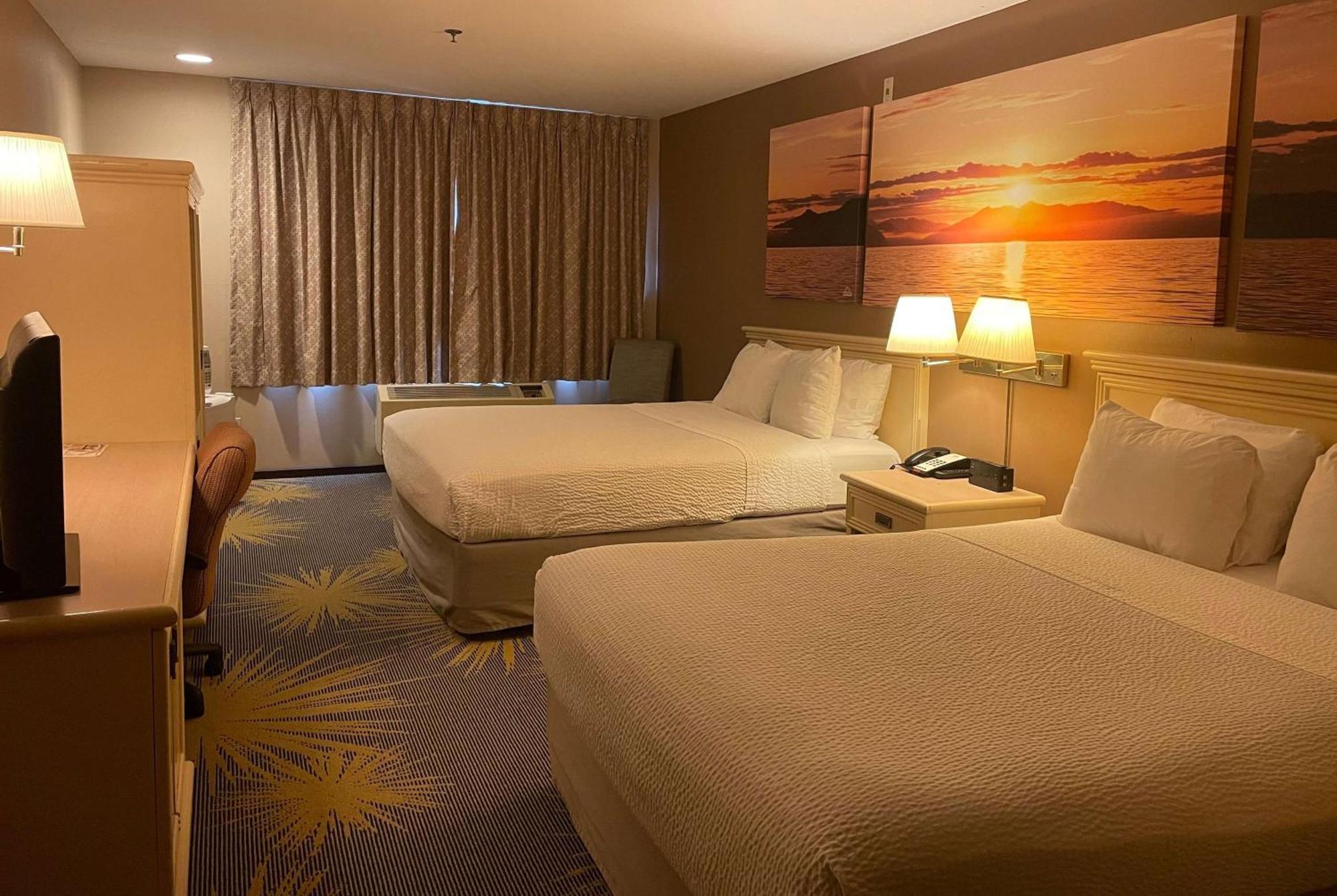 Days Inn By Wyndham Seatac Airport Esterno foto