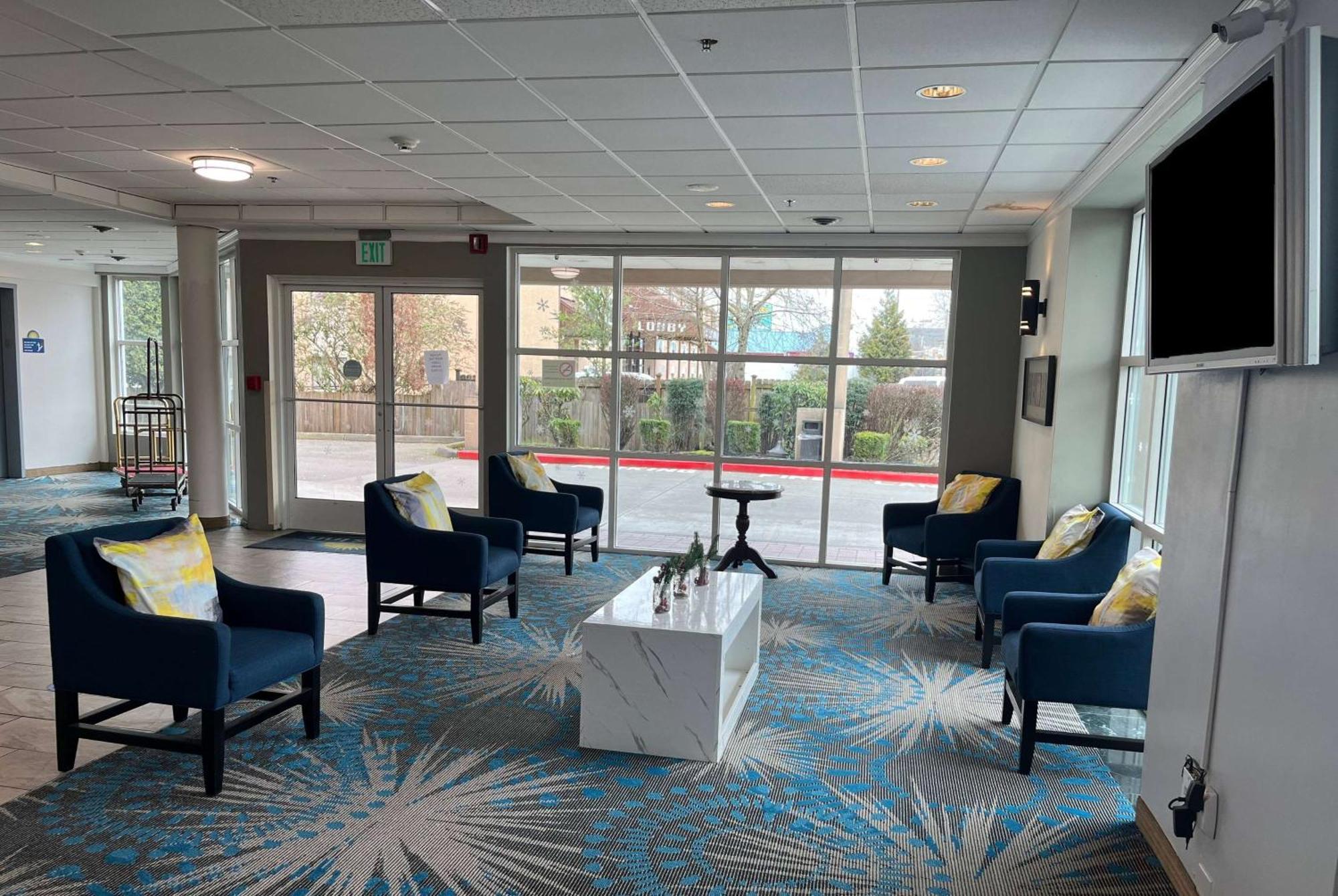 Days Inn By Wyndham Seatac Airport Esterno foto