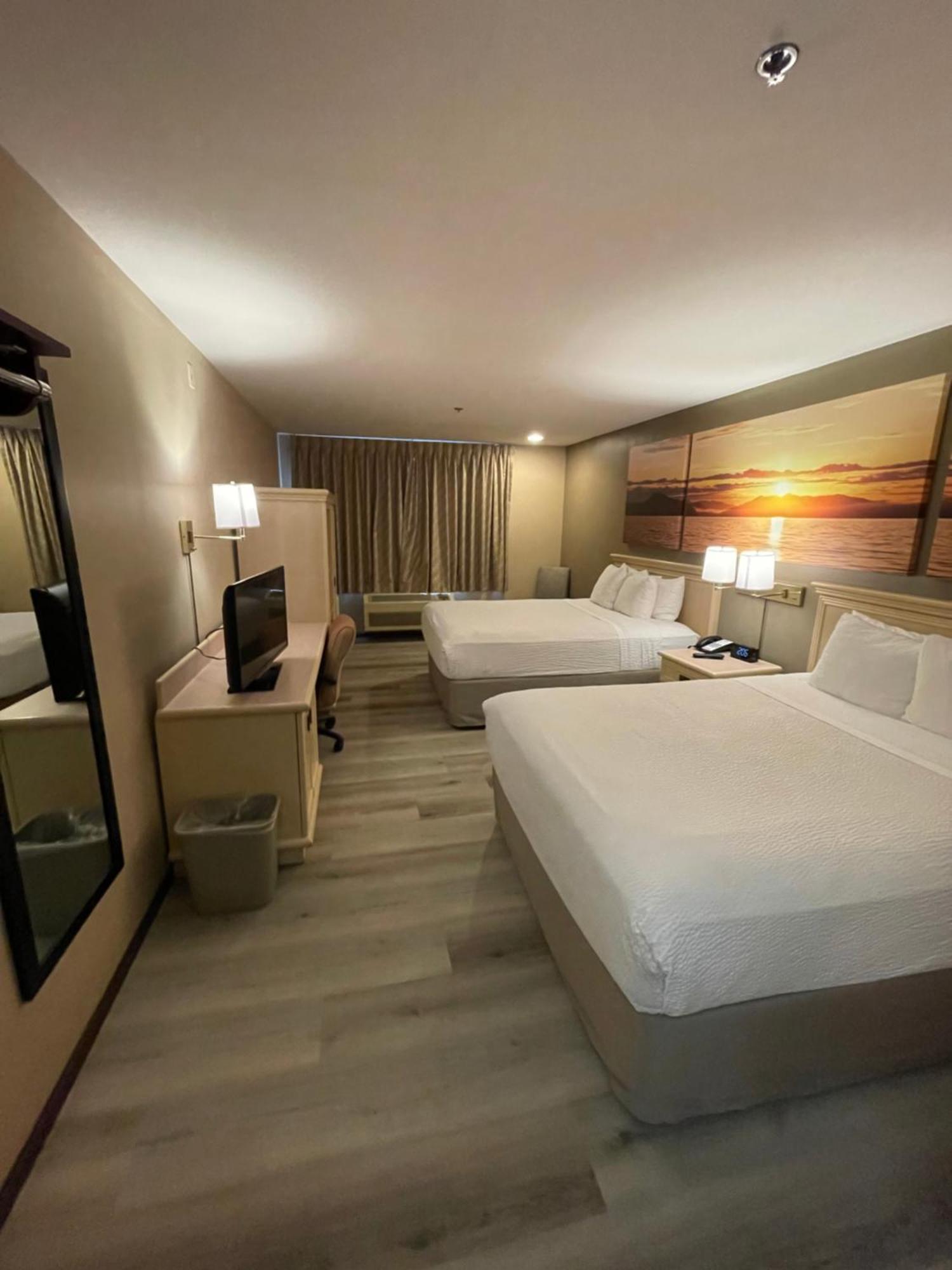 Days Inn By Wyndham Seatac Airport Esterno foto