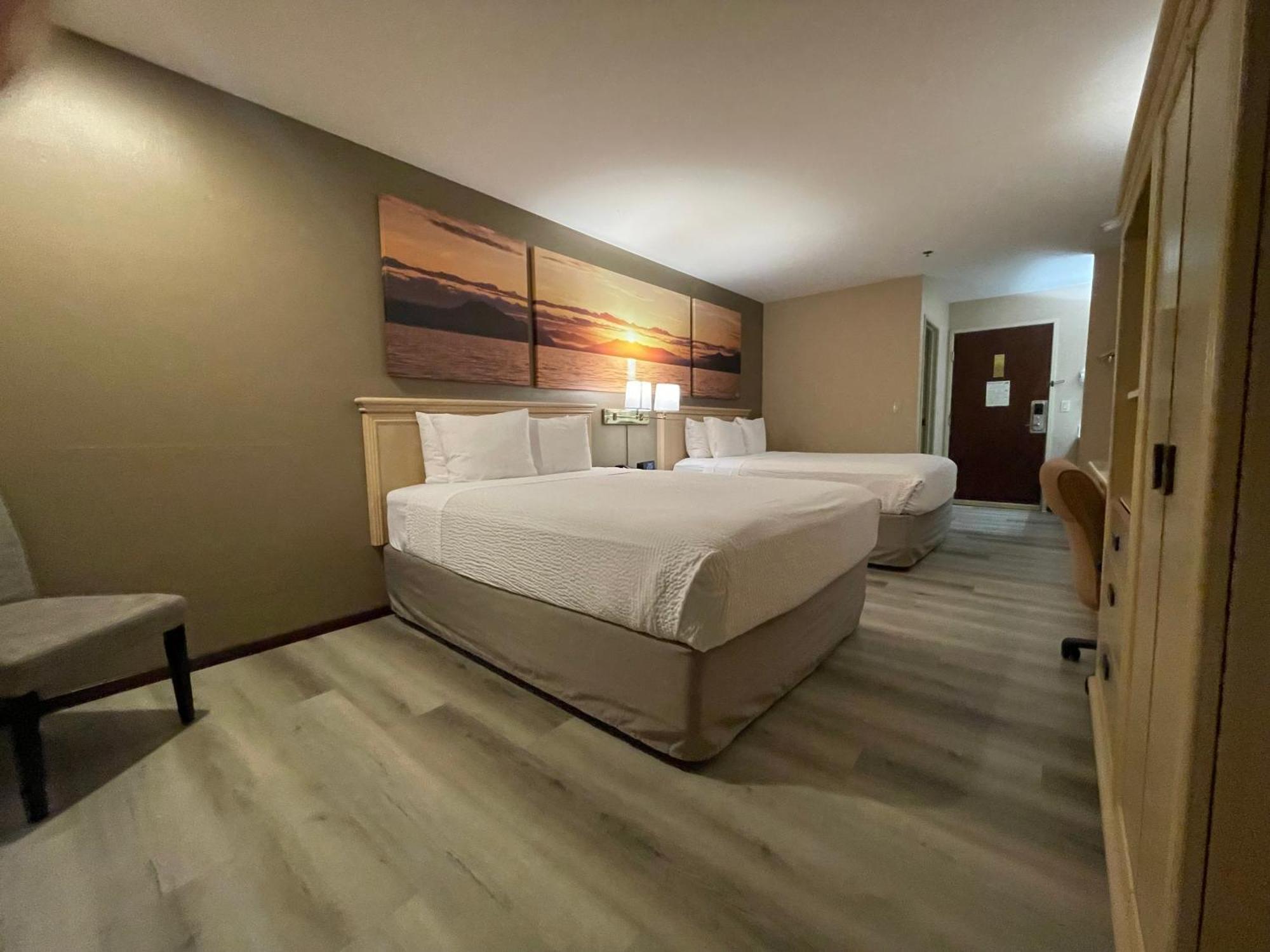 Days Inn By Wyndham Seatac Airport Esterno foto